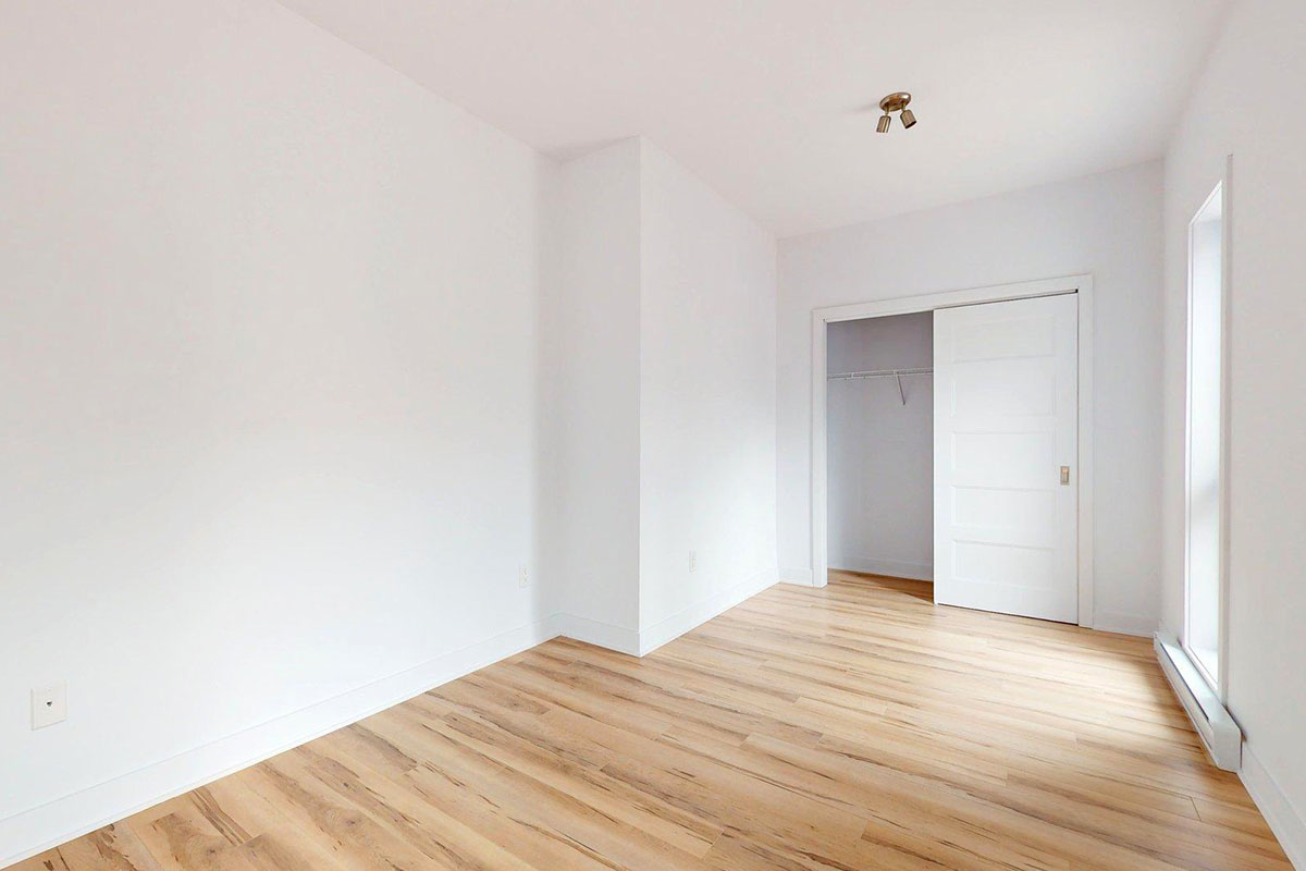 206 - Photo 2